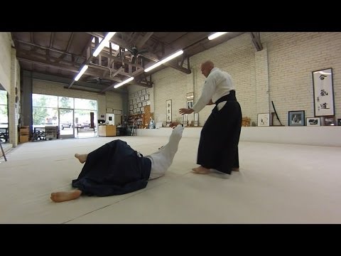 Shomenuchi Koshinage