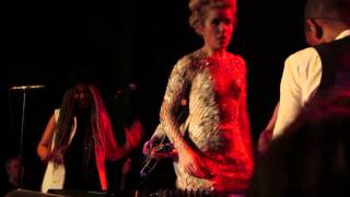 Trouble With My Baby - Paloma Faith (The Roxy Theater, Los Angeles)