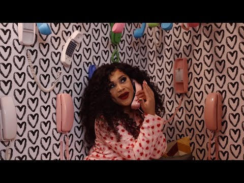 Don't You Know It's Christmas Music Video by Evvie McKinney