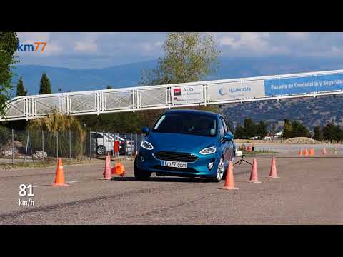 Ford Fiesta 2017 – Maniobra de esquiva (moose test) y eslalon | km77.com