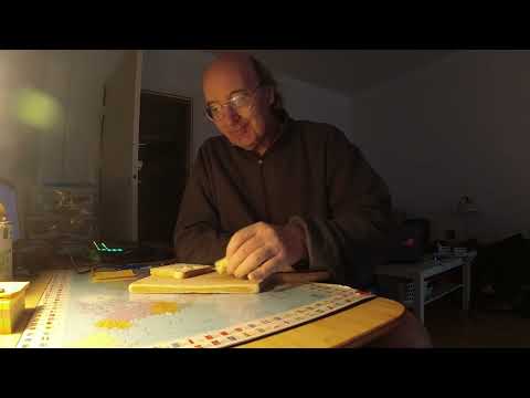 MongoTV_10993 - Min Morgenmad - Ristet TOASTBRØD Med OST og PIKANTOST