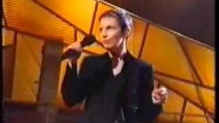 Train in Vain - Live - Annie Lennox