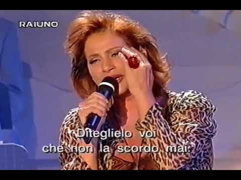 Mirna Doris interpreta 'Dicitencello vuje' di Rodolfo Falvo ed Enzo Fusco, 1930.