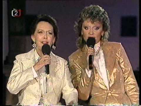 Jiřina Jirásková & Petra Janů - New York,New York