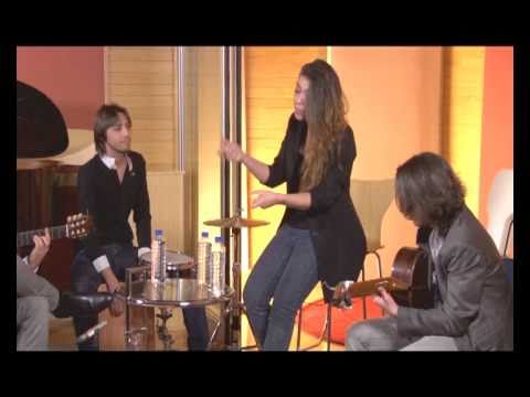 download lagu mp3 mp4 Sandra Carrasco Nios Del Aire, download lagu Sandra Carrasco Nios Del Aire gratis, unduh video klip Sandra Carrasco Nios Del Aire