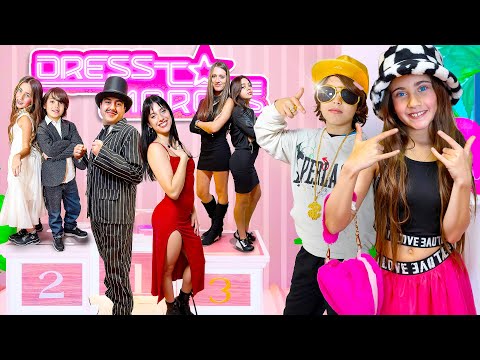 GIOCHIAMO A DRESS TO IMPRESS DI SAN VALENTINO NELLA VITA REALE CON GIADA E TUTTI  I NOSTRI AMICI!