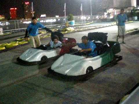 un camello loco  corriendo