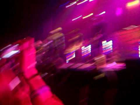 Cobra Starship GETS PRANKED BY FALL OUT BOY 5/17