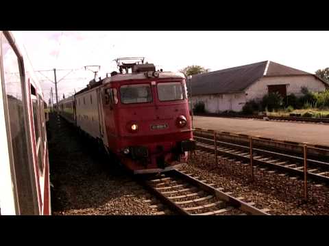 ICN  472-1 in plina viteza prin statia Peris