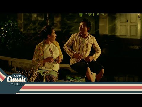 Iskak Dan Eni Saling Gombal Ateng Minta Kawin - Part 23