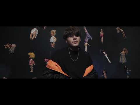 БИЛИК - Кукла (Official Music Video)