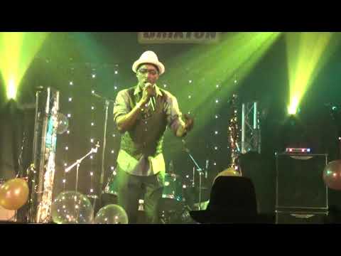 SisTar Omega Showcase @ hootananny 14Nov19 Pt 15 (Troy Ellis)