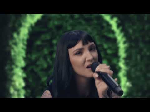 Alan Walker, Joe Jonas, Julia Michaels - Thick of it All (Walkerworld Live Experience)