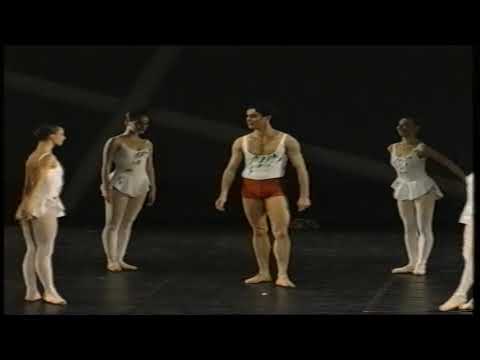 Divertimento -  Chor: Mauro Galindo. Dancer: José Cruz