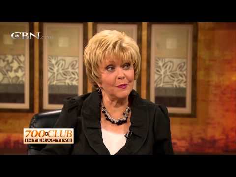 700 Club Interactive: Surviving Step Families – July 7, 2015