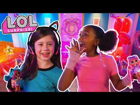 Tween Costume Surprise 🎃🩰 | What’s Inside?! Episode 5 | L.O.L. Surprise!