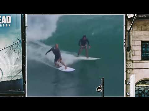 Kelly Slater & Betet Merta Incredible Barrel Tango   Padang Padang
