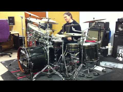 Peter Wildoer short drum solo