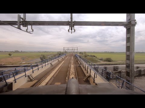 Un-electrified  bridges: Leeuwarden - Zwolle CABVIEW HOLLAND ICM 22mei 2020