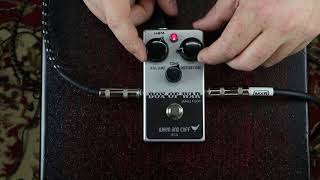 Video thumbnail for Wren And Cuff Box Of War by Quimper Sound Records and Guitars