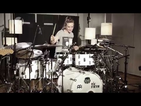 Anika Nilles / NEVELL - "Have You" [official video]