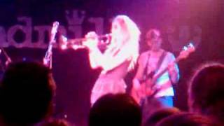Diana Vickers - My Hip (Live)