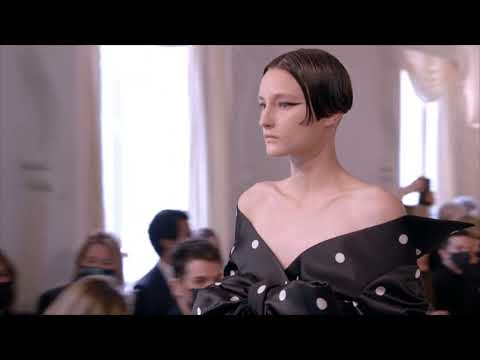Balenciaga Haute Couture Fall Winter 2022/2023 - Guild Magazine   Courtesy of Balenciaga