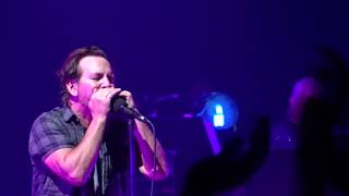 Pearl Jam - &quot;Footsteps&quot; Live in Krakow Multicam