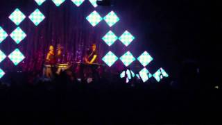 Matt and Kim "Wires" Preview