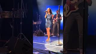 Whitney Houston - I’m Every Woman (Live)