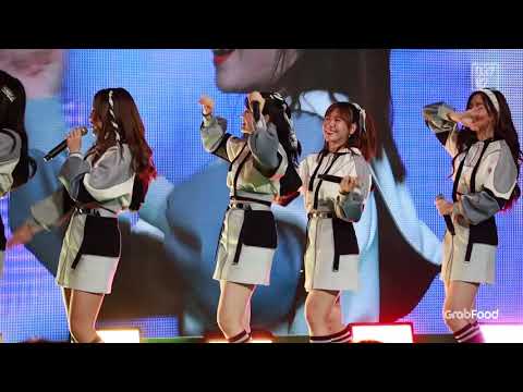 190517 BNK48 Cherprang  -  Koisuru Fortune Cookie  @ GrabFoodxStarvingTimeMegaSale Festival [4K 60P]