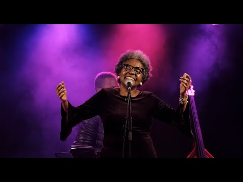 "El Manisero" de Moisés Simons.  Jamila Purofilin en Oroso  25 Septiembre 2020.