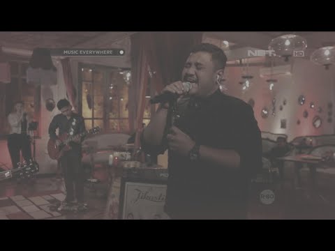 Pongki Barata ft Mike Mohede - Setia - Music Everywhere // Karaoke
