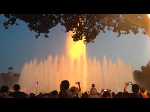 1333 Magic Fountain in Montjuic   Barcelona, Spain