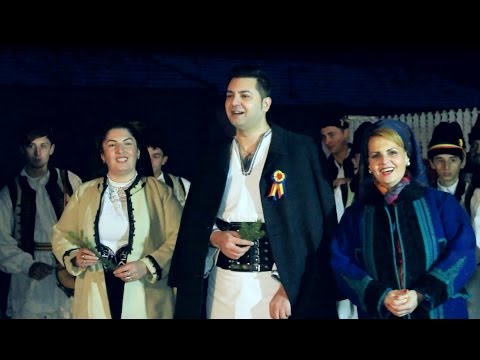 Mihaela Petrovici,Mircea Cartisorean,Otilia Radu,Marian Jarja si Dubasii din Batesti-Colind