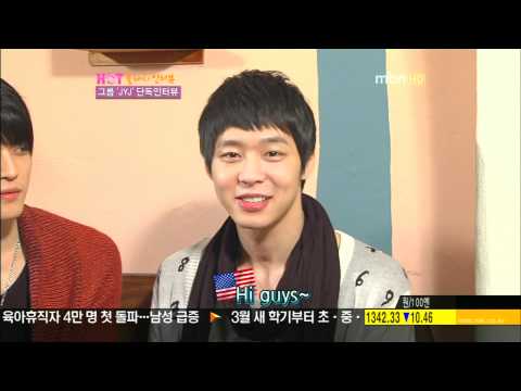 110211 JYJ saying hello to international fans