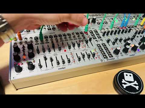 Atlantix - quick jam with the VCF and distortion