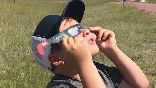 How do solar eclipse glasses work? | NBC4 Washington