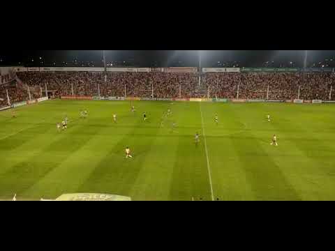 NICOLAS MAZZOLA DESPERDICIA UN GOL INCREÍBLE PARA INSTITUTO FRENTE A DALMINE EN ALTA CORDOBA.