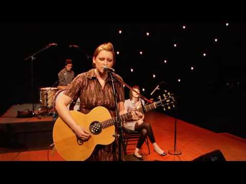 ACL STAGE LEFT beta test 01 (Sarah Jaffe)