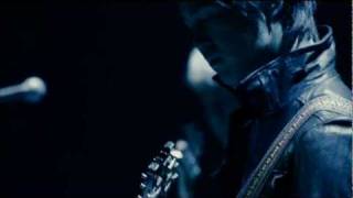 Music video thumbnail preview for レミオロメン - 永遠と一瞬 by レミオロメン