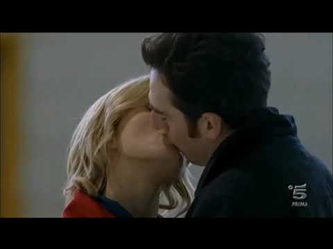 Simone Gandolfo e Euridice Axen - Tutti Il Bacci Di RIS Roma