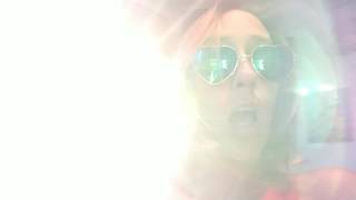 Swivel Chair Lip Sync