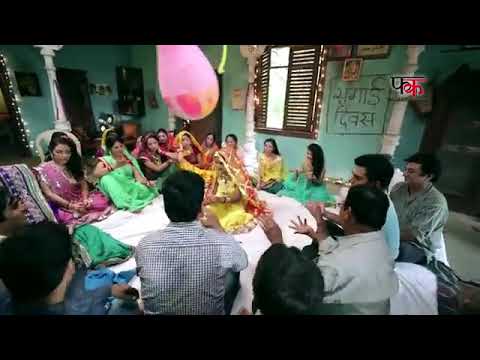 Chloe sakhi sauchan ko chaliye idher hage udher hage