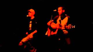 Josh Hoge: Beautiful Distraction