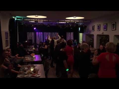 Sanja Les - Srpska Nova Godina 2017