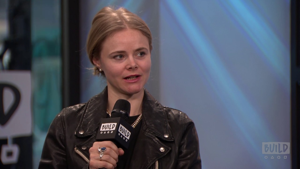 Nick Sandow, Jenner Furst, and Julia Willoughby-Nason Interview (Build Series)