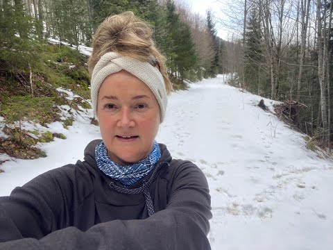 Jura Crest Trail, Switzerland. Solo [with some company] Winter/Spring 2022