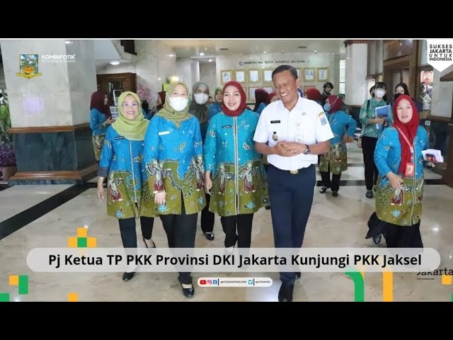 PJ KETUA TP PKK DKI JAKARTA MINTA PKK JAKARTA SELATAN HIJAUKAN LINGKUNGAN