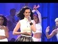 KATY PERRY PERFORMS "WALKING ON AIR" ON ...